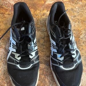 ASICS Men's Black and White Athletic Shoes